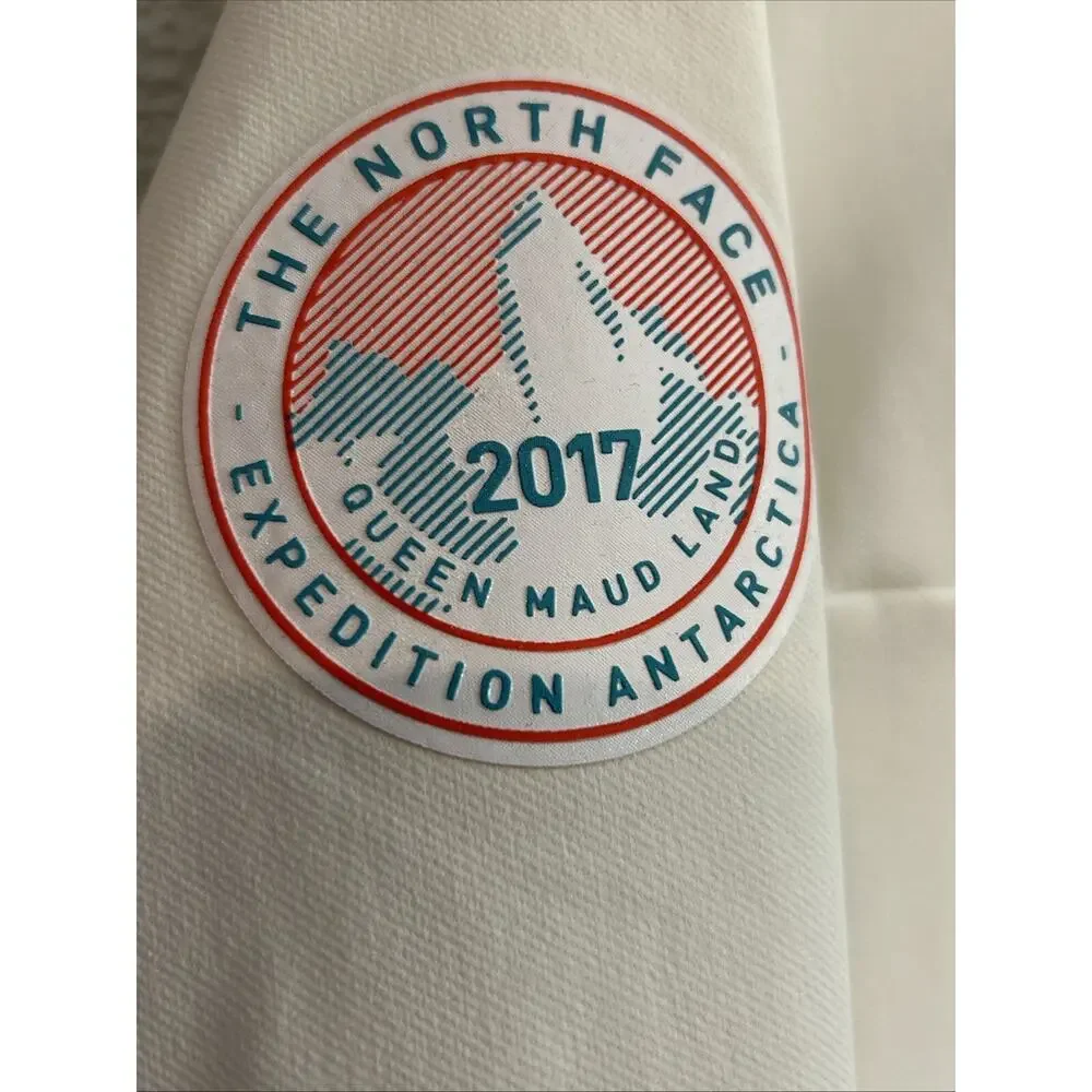 North Face Hoodie Size Medium Women’s 2017 Antarctica Expedition Queen Maud Land